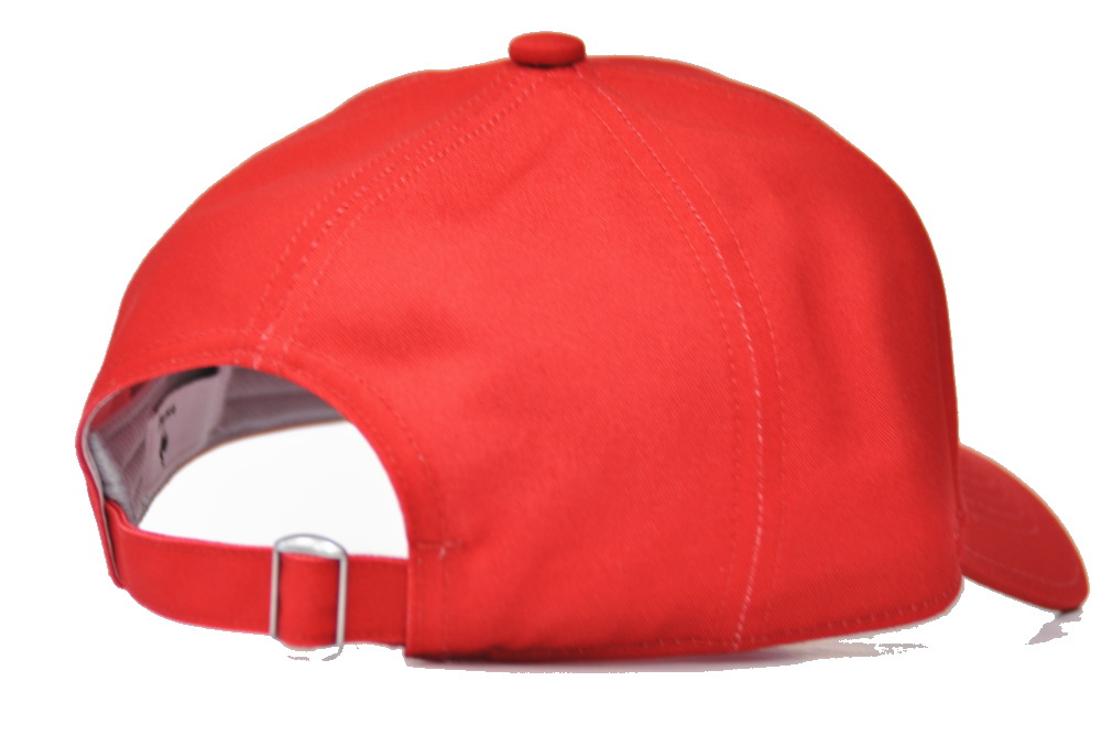 還暦祝いに刺繍入り赤色ゴルフキャップ