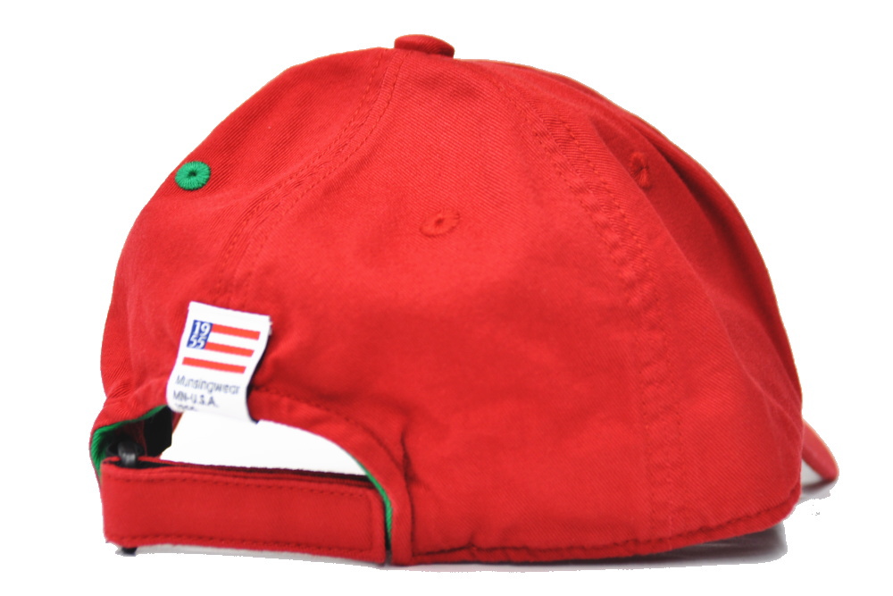 還暦祝いに刺繍入りゴルフキャップ